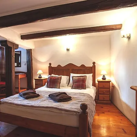 Jora - Total 木屋 *